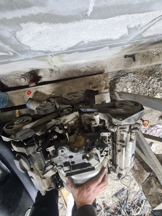 Продам двигатель на ауди а6 с5