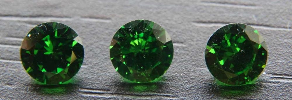 Рубин, Сапфир, Чароит, Цитрин..и още много