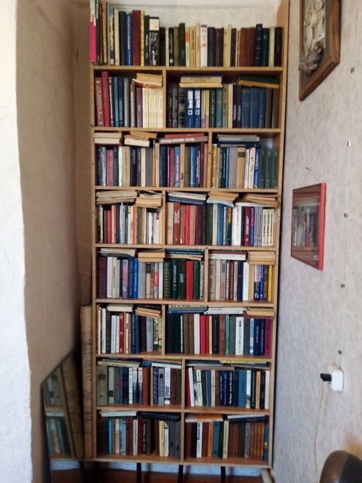 Книги разнообразной тематики