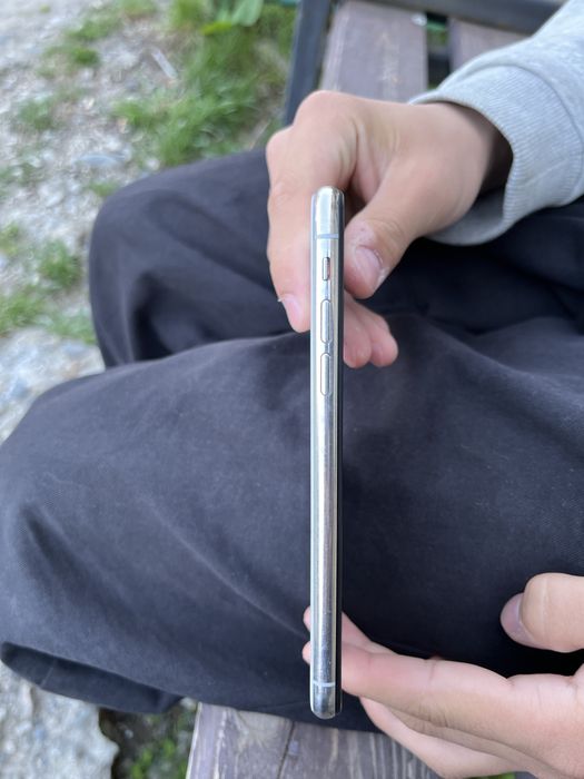 Iphone x продам