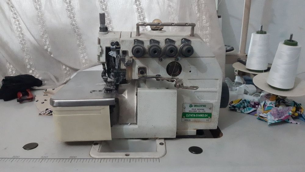 Averlok tikuv mashinasi