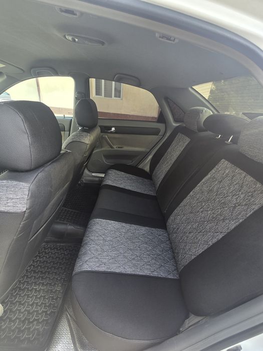 2020 yil 80000 km yurgan holati zo‘r kraskasi toza