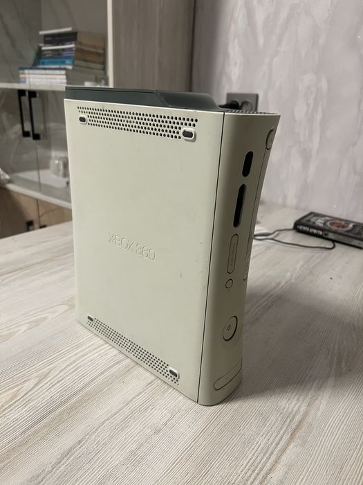 Xbox 360, fat, freeboot