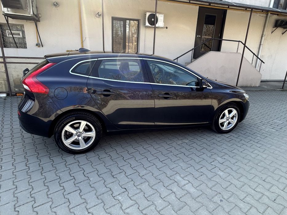 Volvo v 40 D2 euro 6