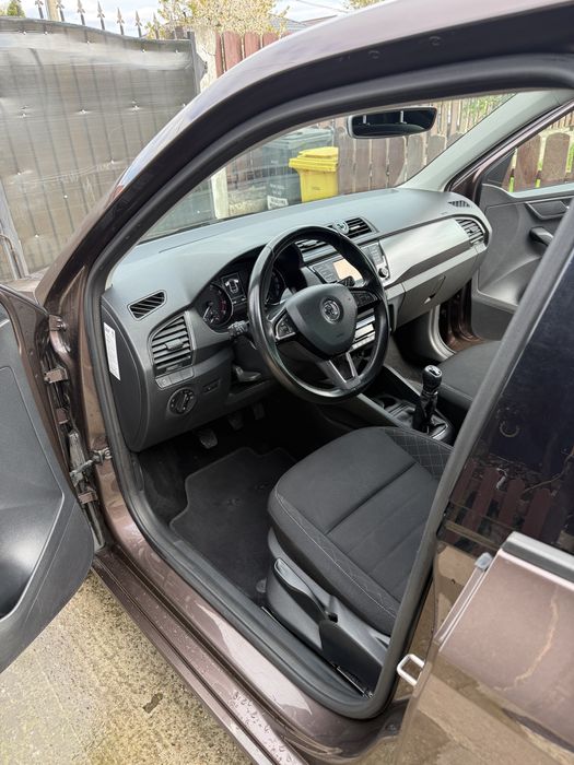 Skoda Fabia 1.2 TSI , 110 CP