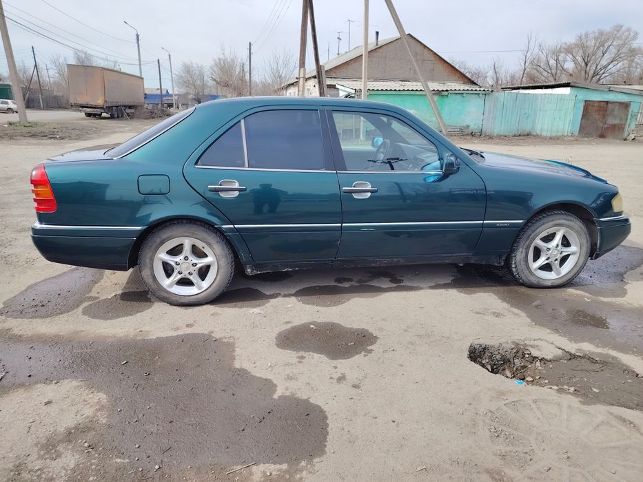 Продам мерседес с180 w202 кузове