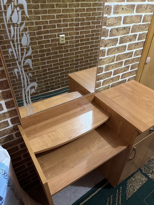 туалетний столик