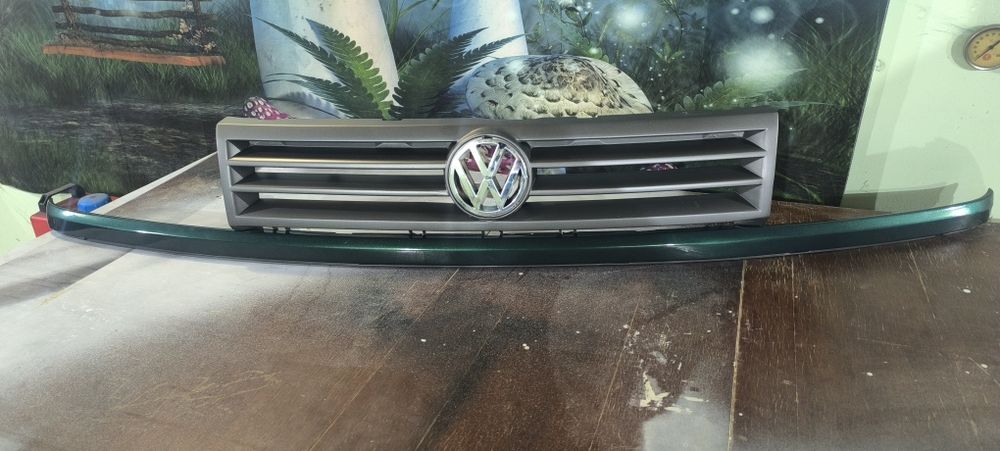 Решетка радиатора на Volkswagen Vento