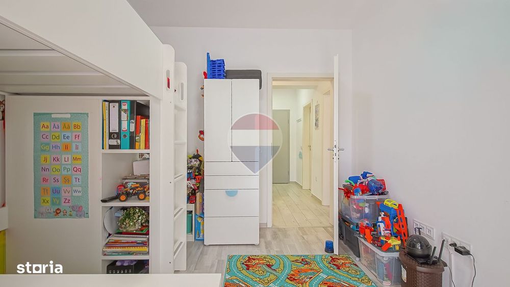 Apartament 3 camere Maurer Tractorul Balcon generos, Parcare și Boxă