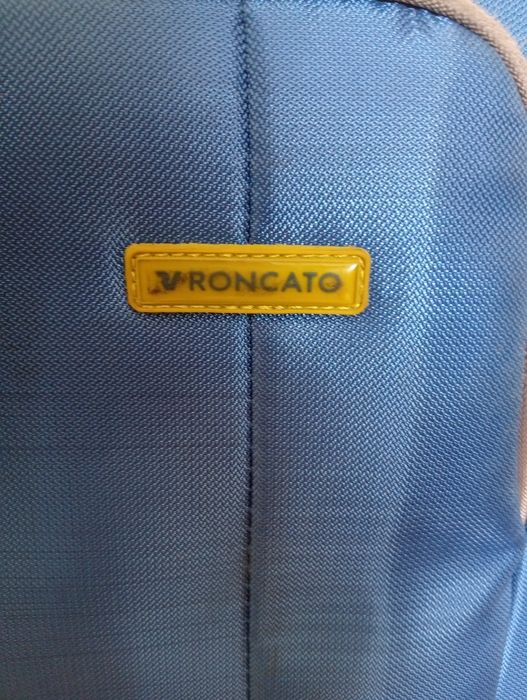 Непромокаем куфар VRONCATO 70/50/35 см с 4 колела