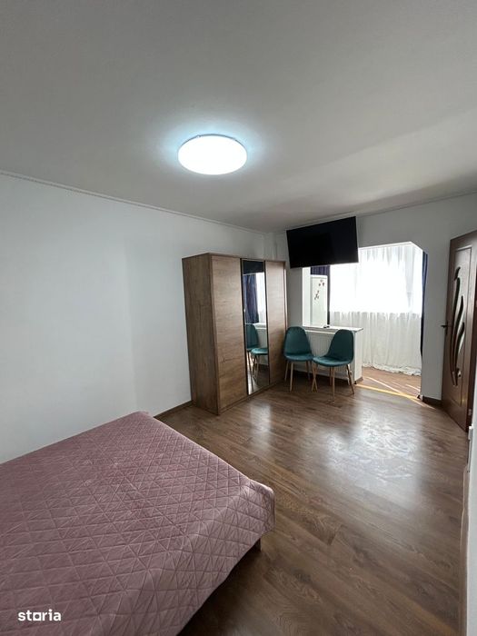 Închiriez garsonieră Tractorul Brasov