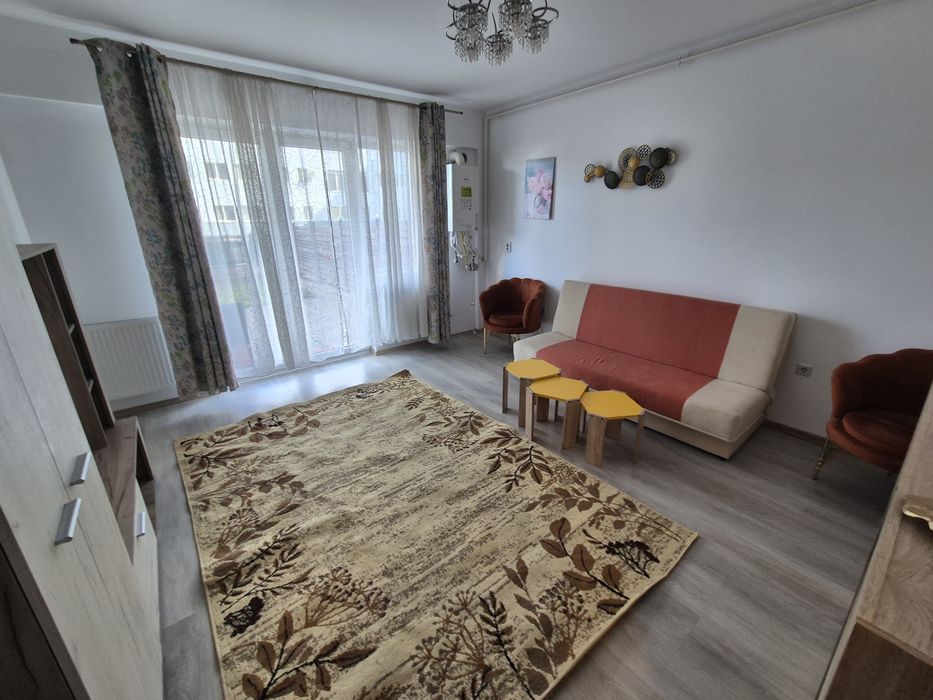 Inchirez apartament 2 camere, terasa 100mp + loc parcare subteran
