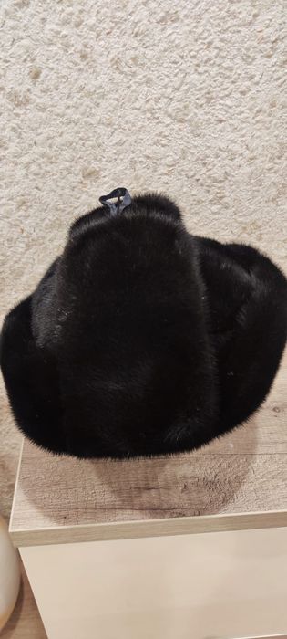 Продам шапку норковую