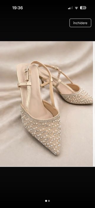 Pantofi cu toc crem