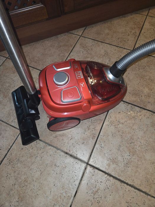 Прахосмукачка Rowenta compacted ergo cyclonic