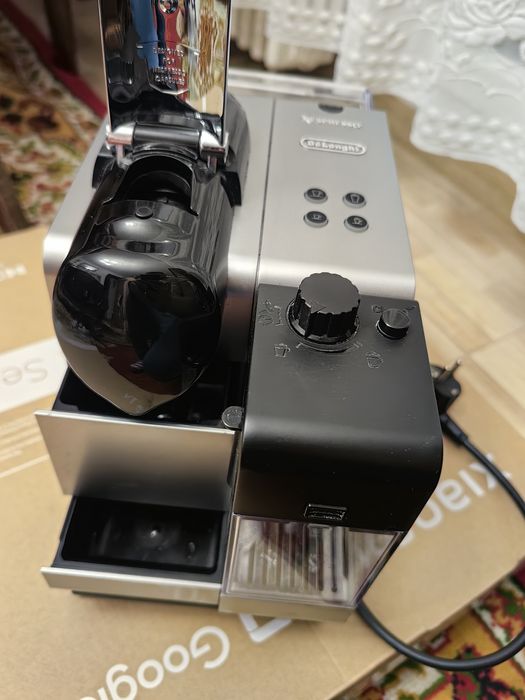 Espressor DeLonghi EN520.S – 1400W, 19 bari – Made in Italy – Funcțion