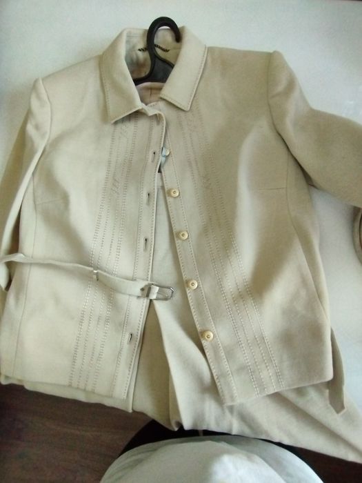 Женская шерстиная кофта с юбкой