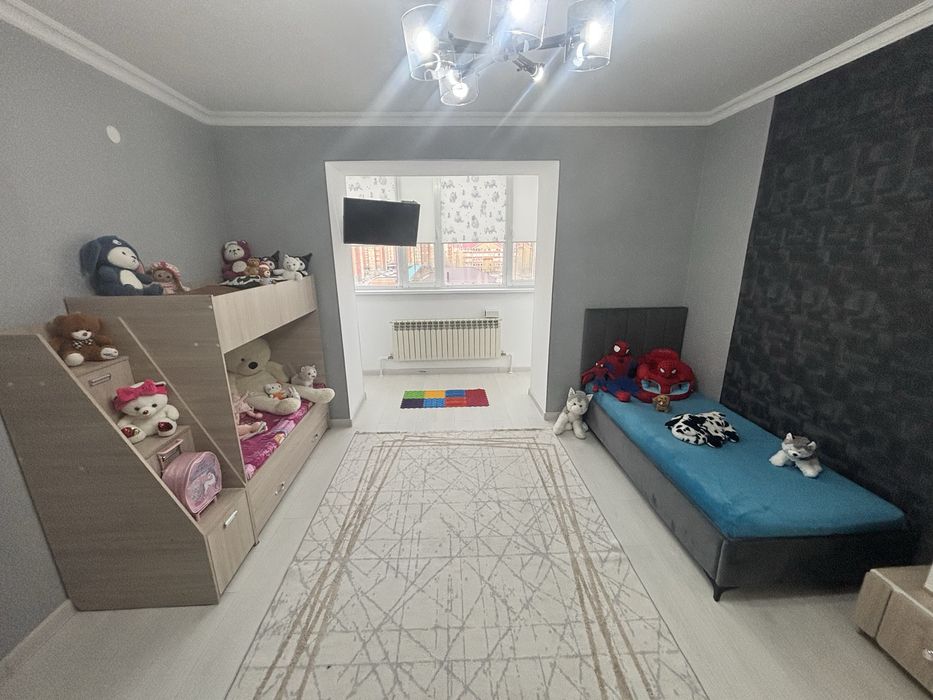 Продам квартиру. 2 комн 100 кв