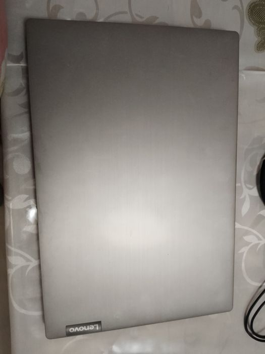 Noutbuk sotiladi, deyarli ishlatilmagan. ,