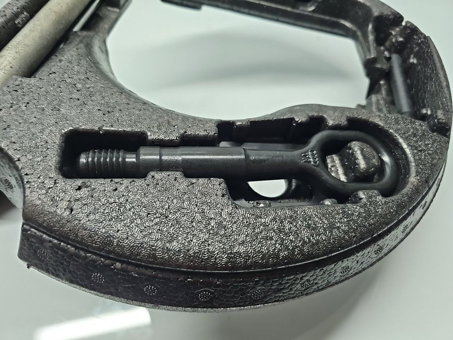 Set cric si cheie AUDI A6 (4G2, C7) [Fabr 2012-2017] OEM