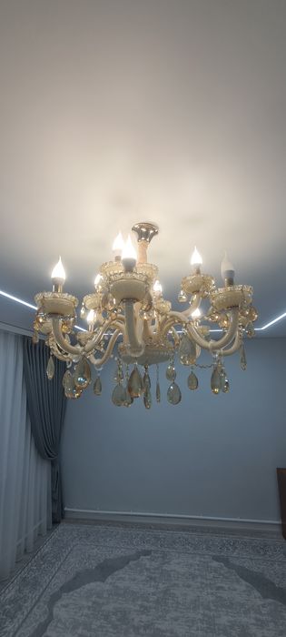 Люстра 12 рожковая