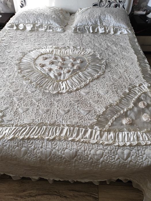 Покрывало.     .