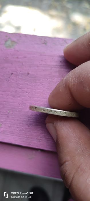 Moneda 2 pounds regina Elisabeta