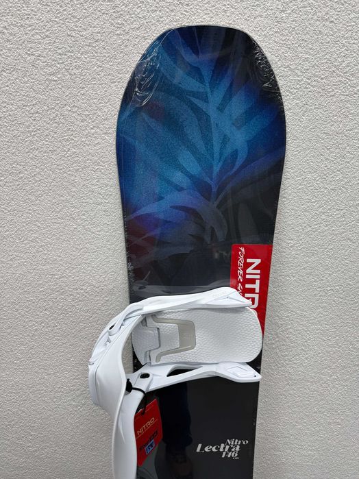 placa noua snowboard nitro lectra L146cm