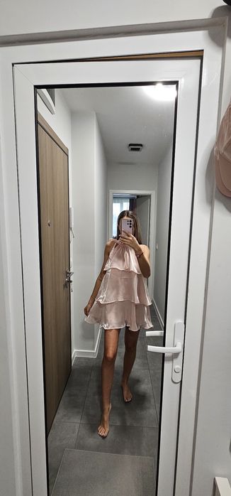 Свежи роклички xs размер