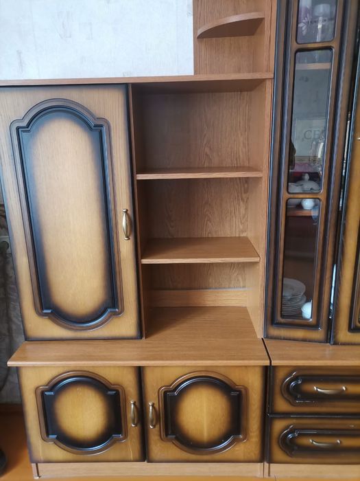 Продам стенку. Срочно