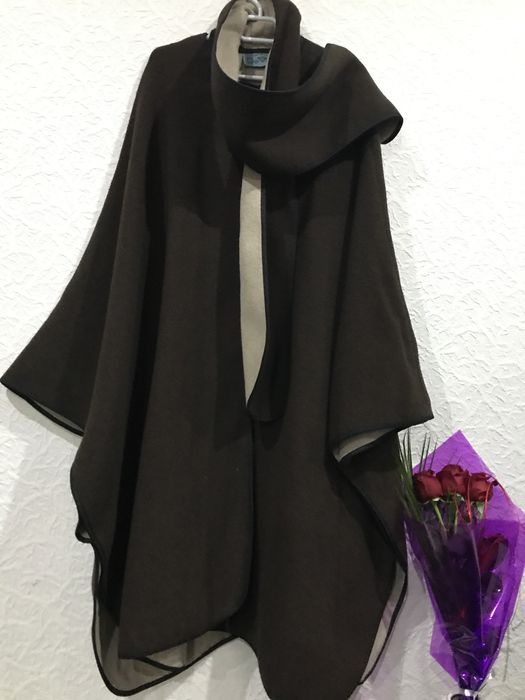 Paltoane dama lana De Ville