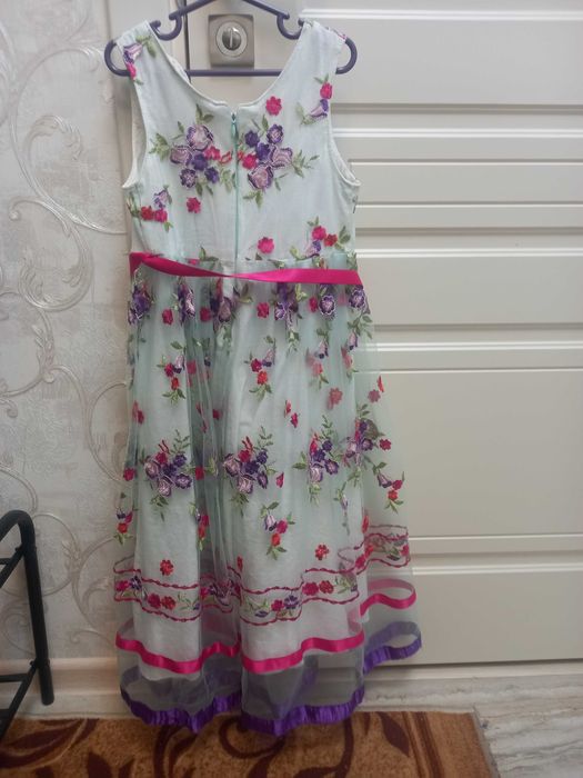 Детское  летнее нарядное,  красивое платье