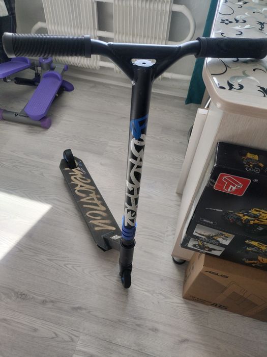 Продам самакат трюковый