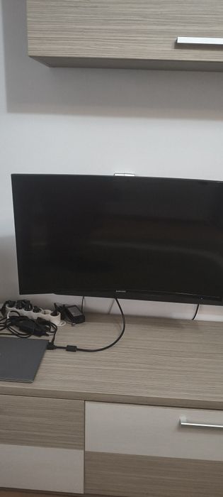 Televizor Samsung curbat