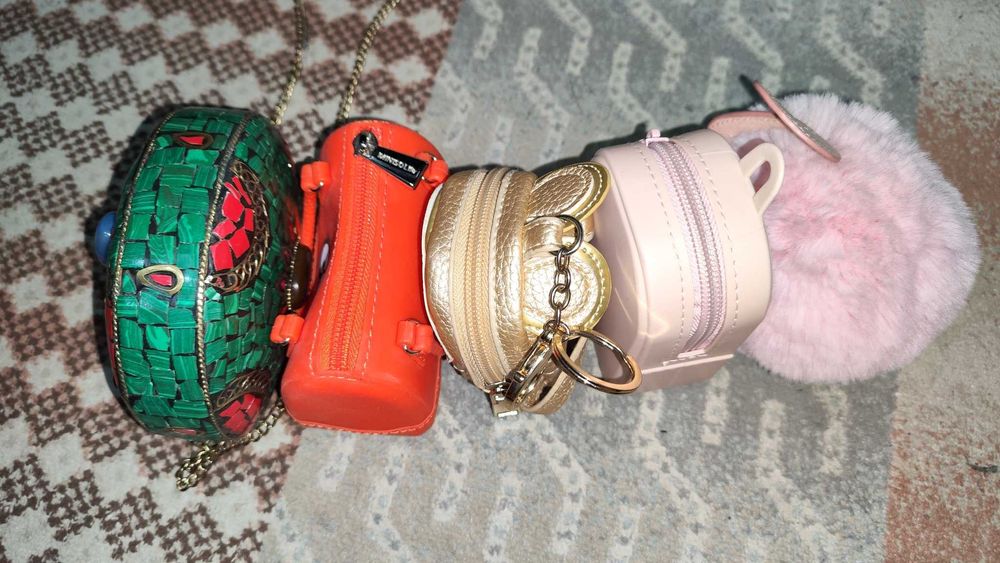 мини сумки и рюкзаки! Чехол на брелок ключей.