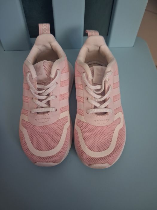 Сандали Nike Jordan, Adidas и маратонки