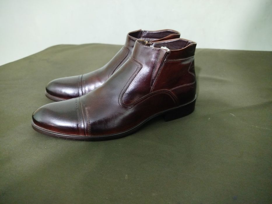 Продам Итальянские сапоги.