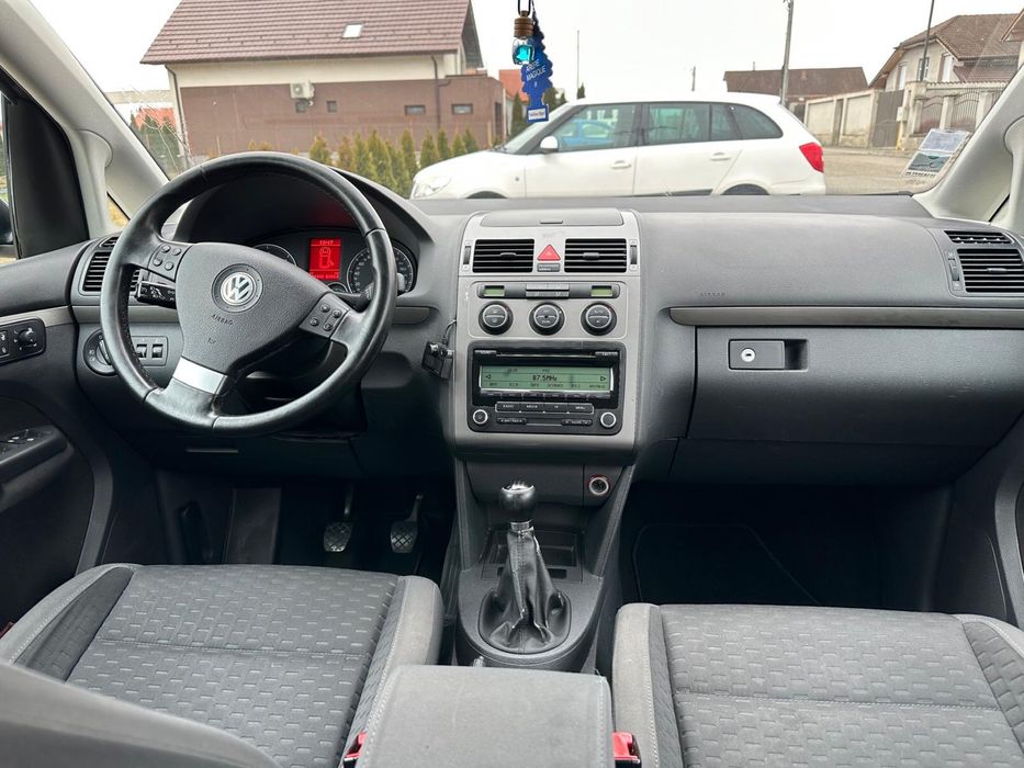 Vw touran 2009 2.0 diesel