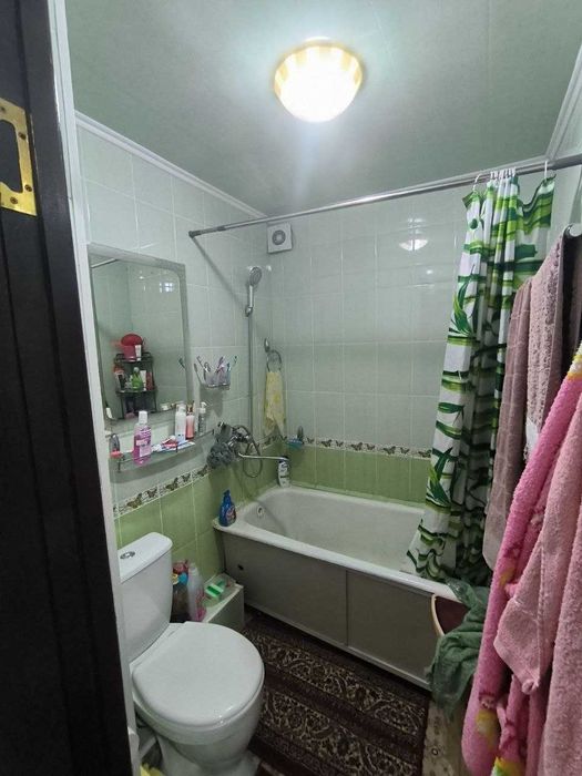 Продается 1в2 квартира 43 м2 на 1 этаже Чиланзар 20 квартал