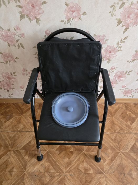 Продам био туалет состояние нового