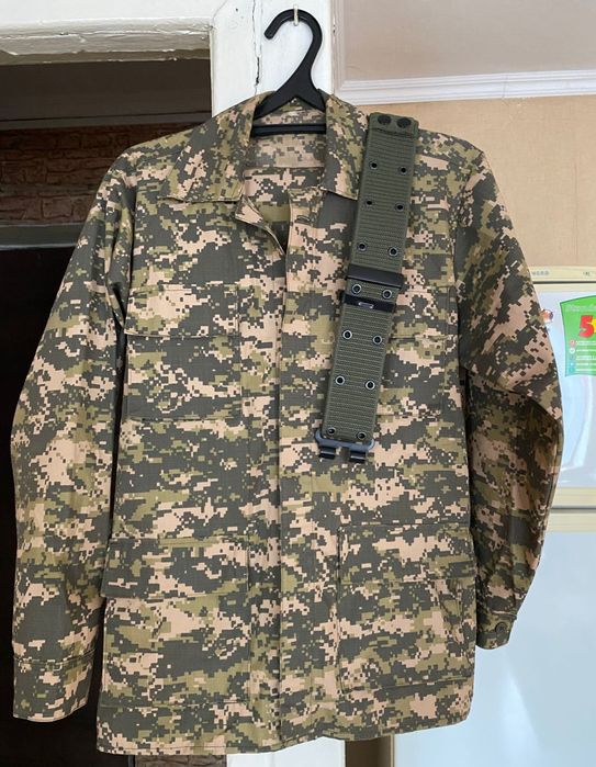 Продам форму военную