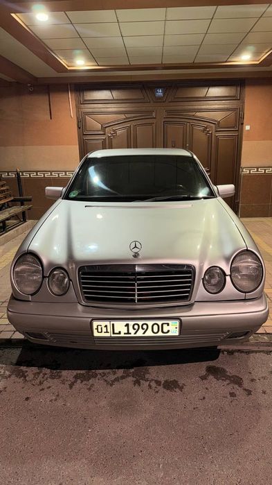 Srochna Mersedes W210 sotiladi