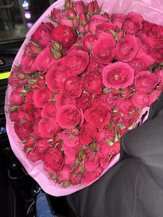 Букет  спрей розы