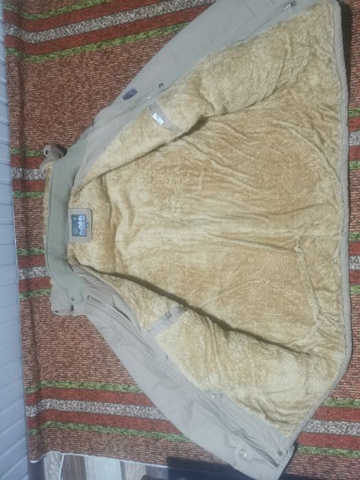 Зимняя куртка теплая дышащие