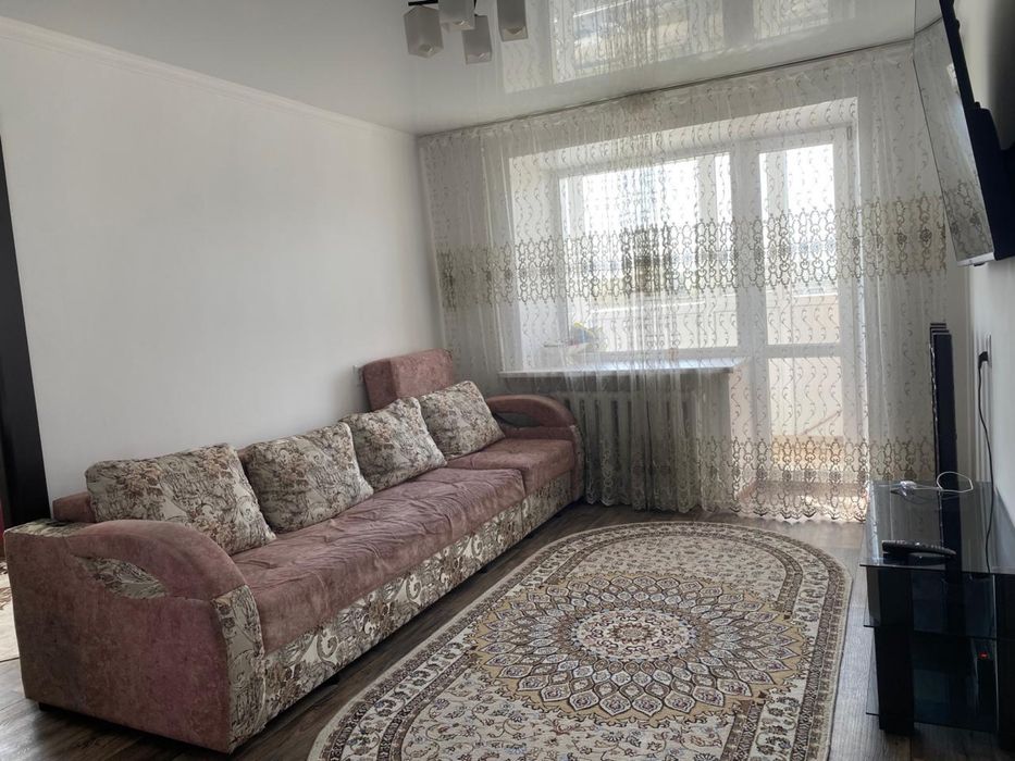 3комнатная кв центр города по баймагамбетова 3этаж с лоджией