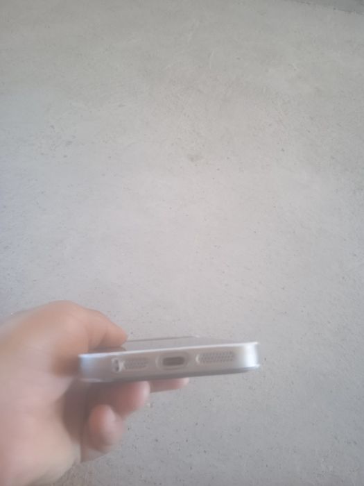 iPhone 16 pro max luxcopy aybi ekrani singan orqasi singan