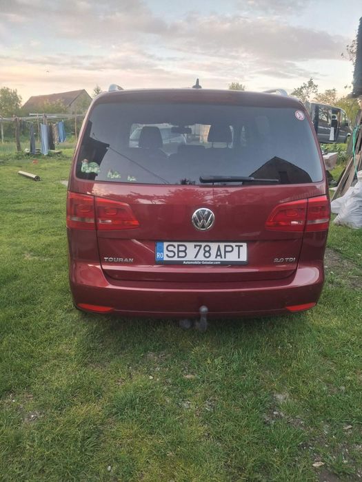 VOLKSWAGEN Touran 2011 — imagine 4