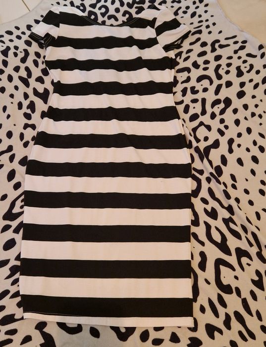 Дамски рокли L/XL