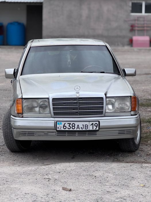 Продам Мерседес Бенс 124