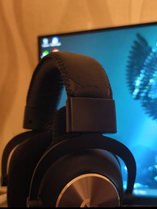 Игровые наушники Logitech G Pro X